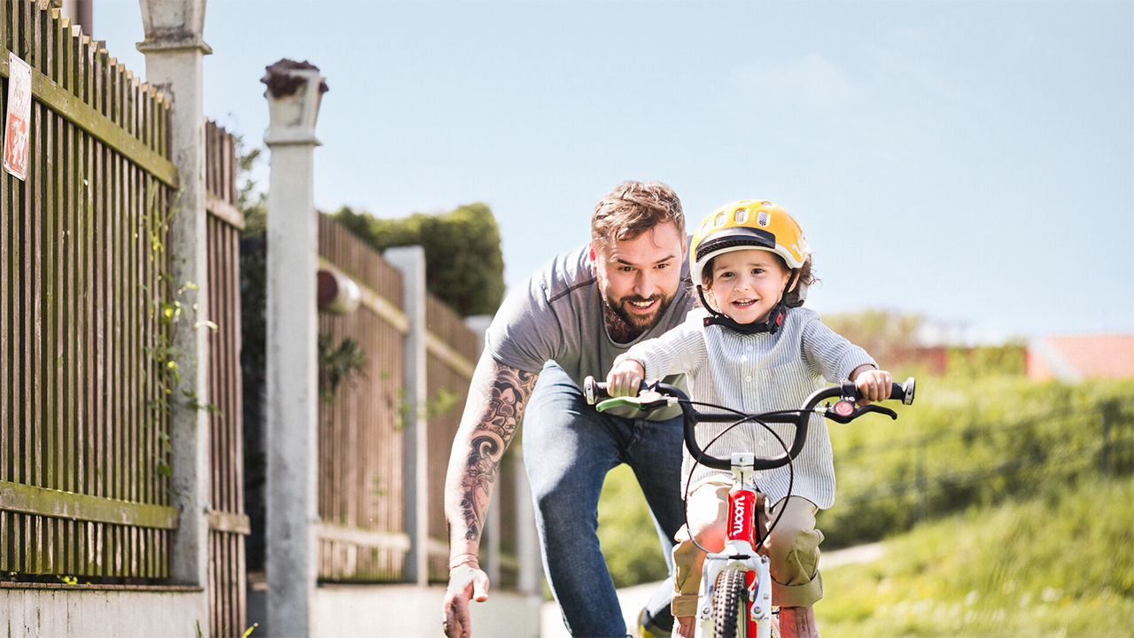 Vervullen Koninklijke familie Omgeving Leer je kind fietsen in 10 stappen - Grinta!